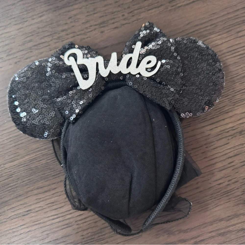 Black Bride Mouse Ears with Veil